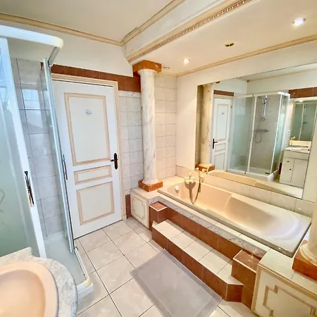 Hébergement de vacances Clos Minotte 30 Pers Jacuzzi, Billard, Baby-foot